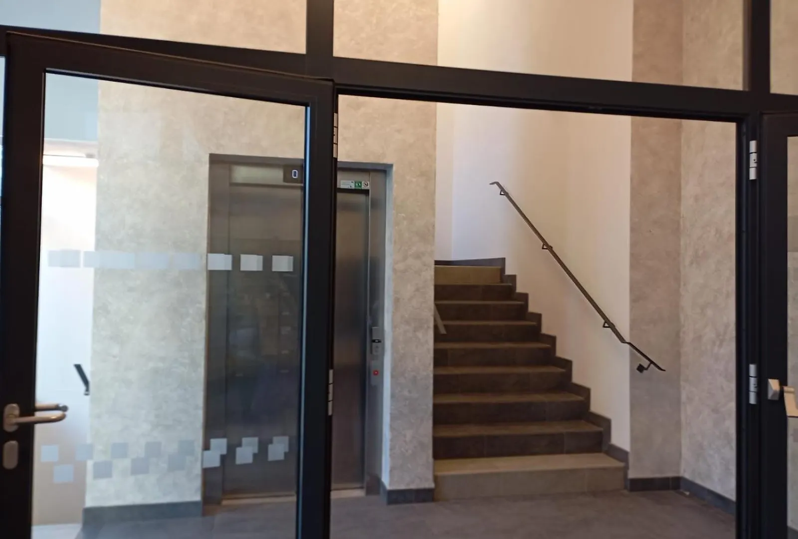 Novy Apartman V Centru, Soukrome Parkovani Brno Appartement